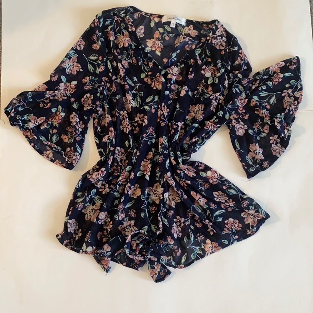 Eden & Olivia Tops Eden & Olivia Front Tie Blouse